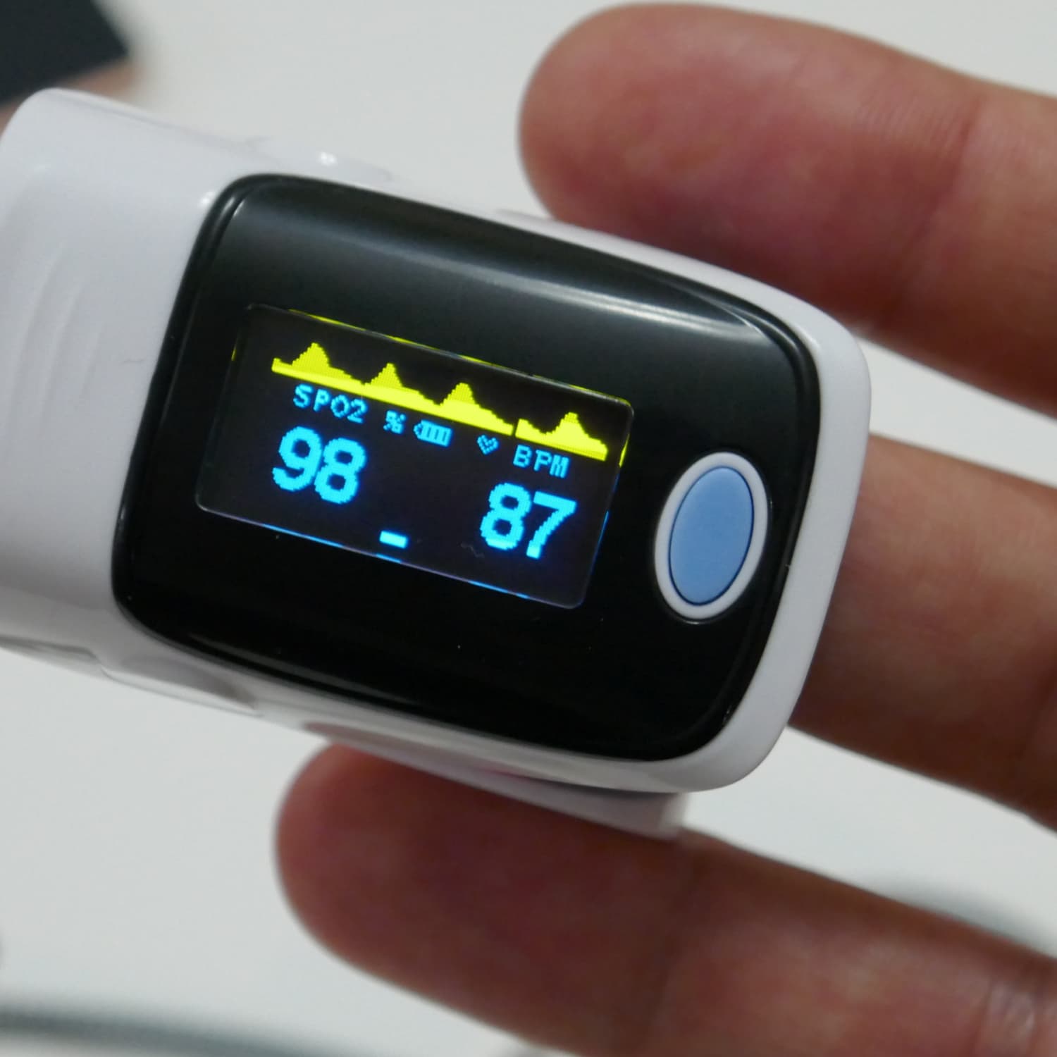 HealthTree JKS50B Pulse Oximeter fingertip device
